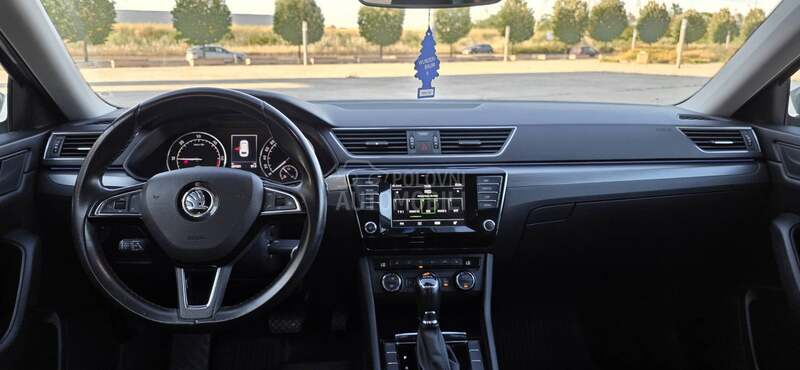Škoda Superb 2.0 TDI DSG