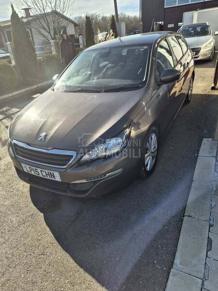 Peugeot 308 2018. god. -  kompletan auto u delovima