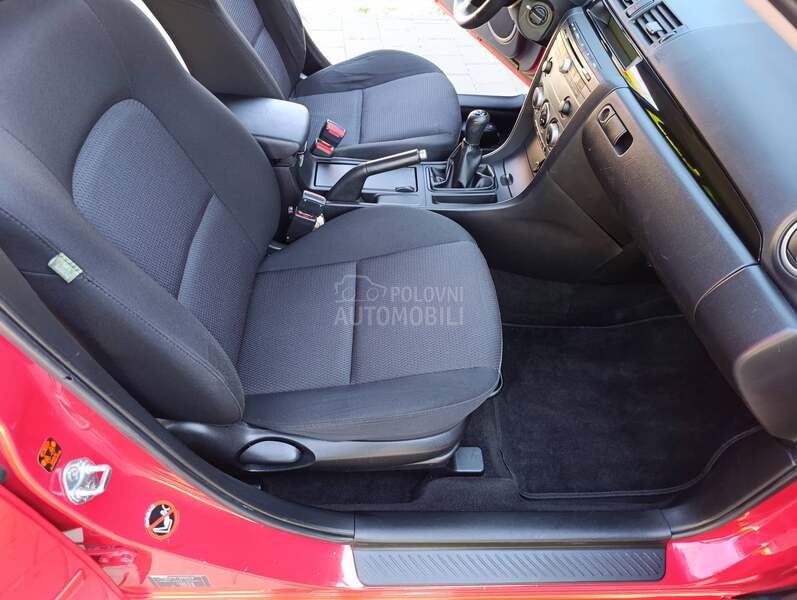 Mazda 3 1.6 b
