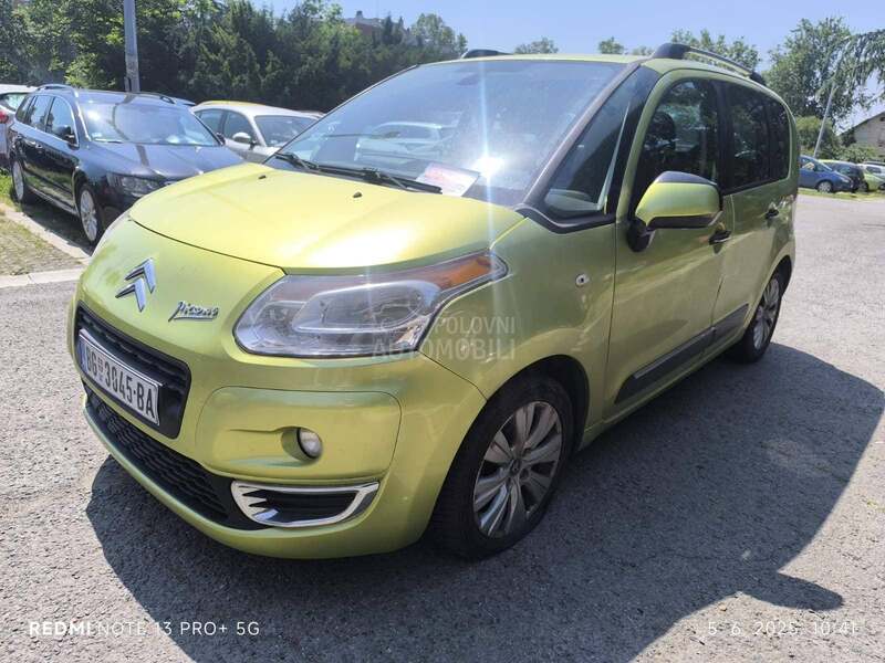 Citroen C3 Picasso 2016. god. -  kompletan auto u delovima
