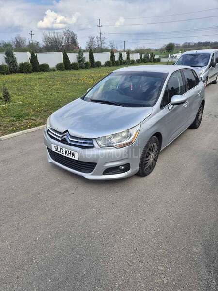 Citroen C4 2016. god. -  kompletan auto u delovima
