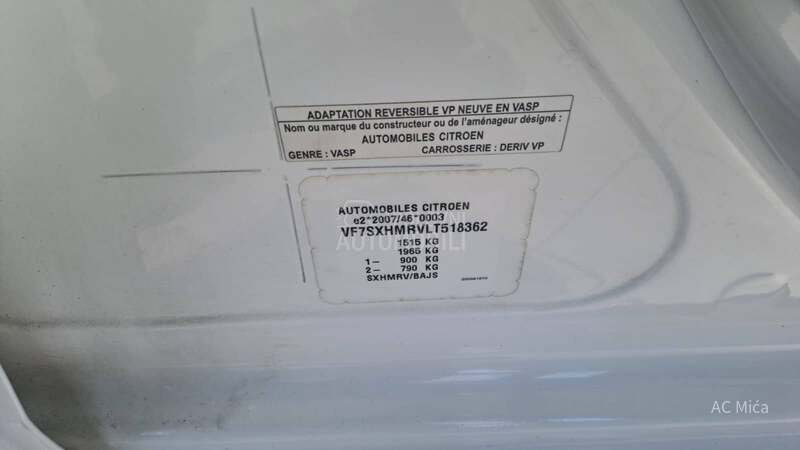 Citroen C3 1.2 PURE NAV LED USB