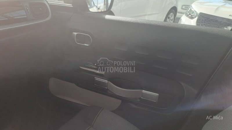 Citroen C3 1.2 PURE NAV LED USB