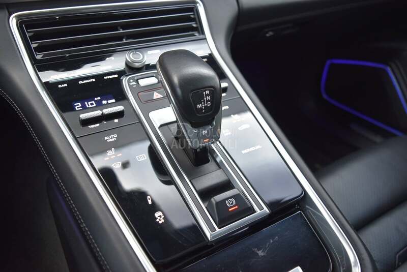 Porsche Panamera 4e Hybrid