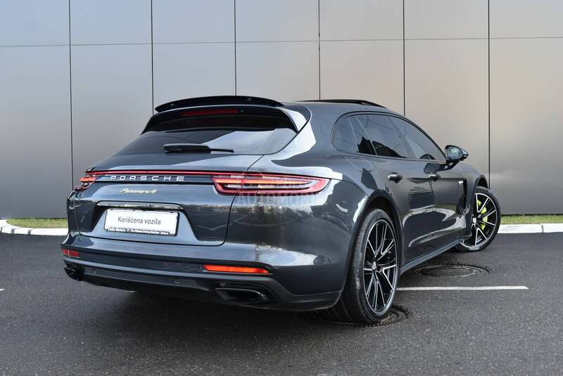 Porsche Panamera 4e Hybrid