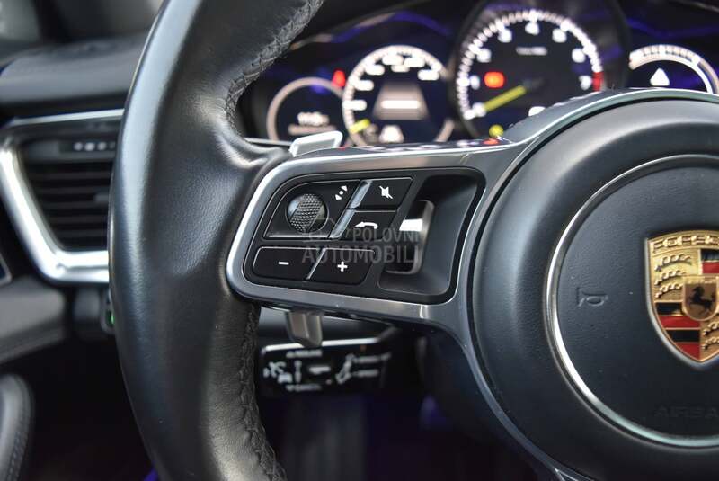 Porsche Panamera 4e Hybrid