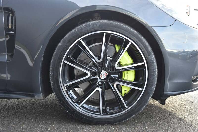 Porsche Panamera 4e Hybrid