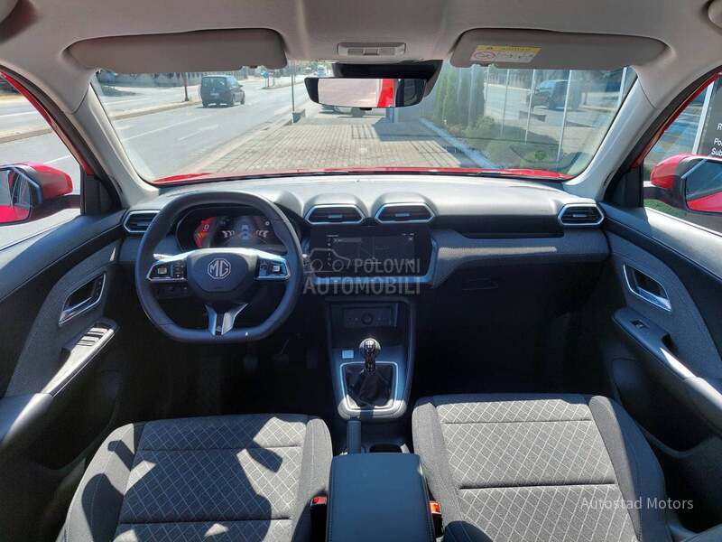 MG ZS 1.5 STANDARD