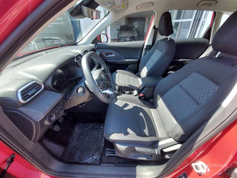 MG ZS 1.5 STANDARD