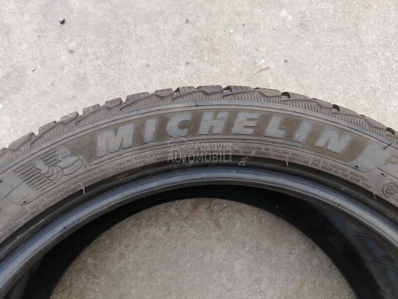 Michelin 235/45 R18 Zimska