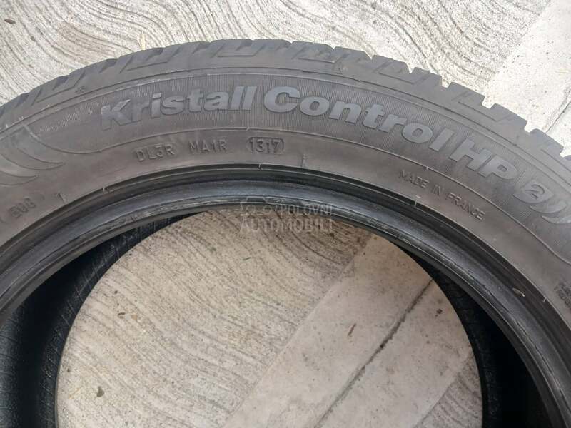Fulda 215/55 R17 Zimska