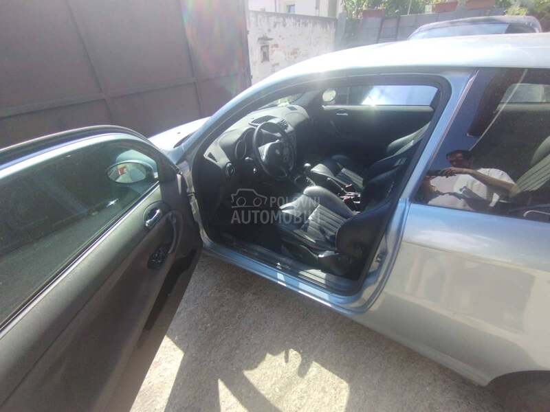 Alfa Romeo 147 1.6 TS 16V