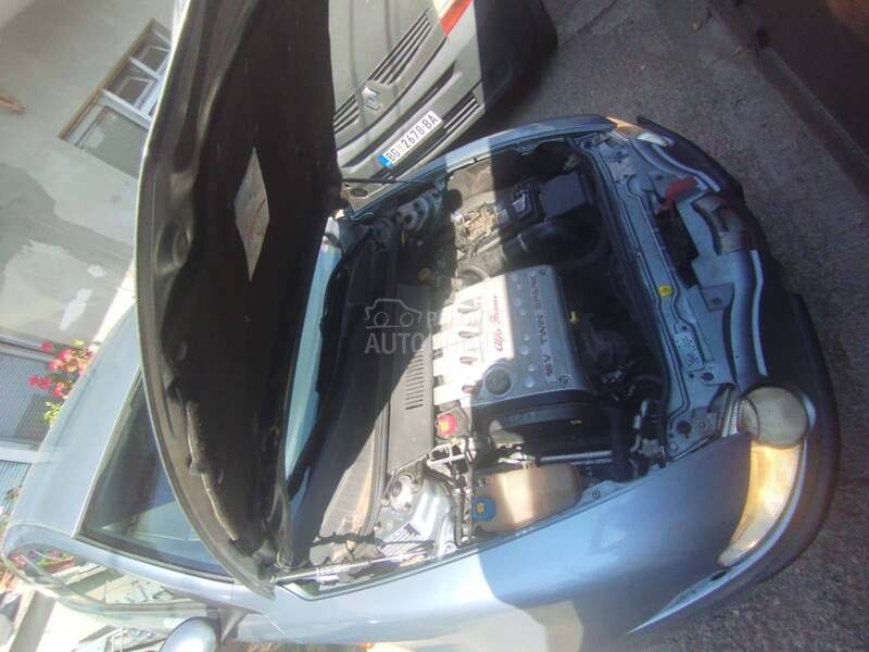 Alfa Romeo 147 1.6 TS 16V