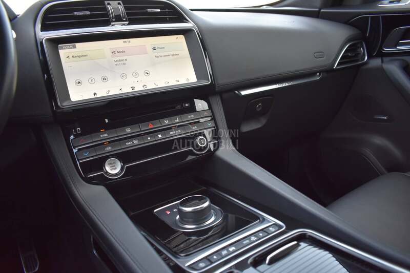 Jaguar F pace Prestige AWD