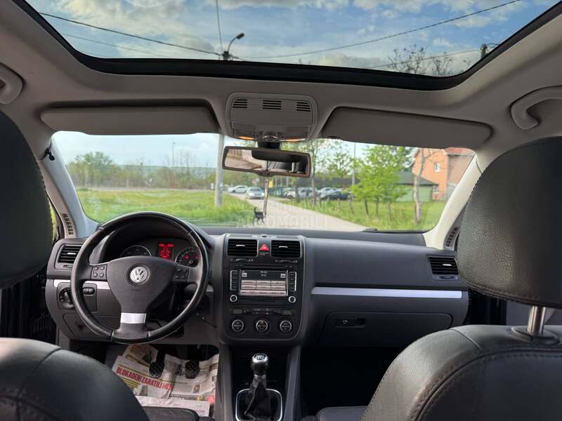 Volkswagen Golf 6 1.9 TDI 4x4 CH NoV
