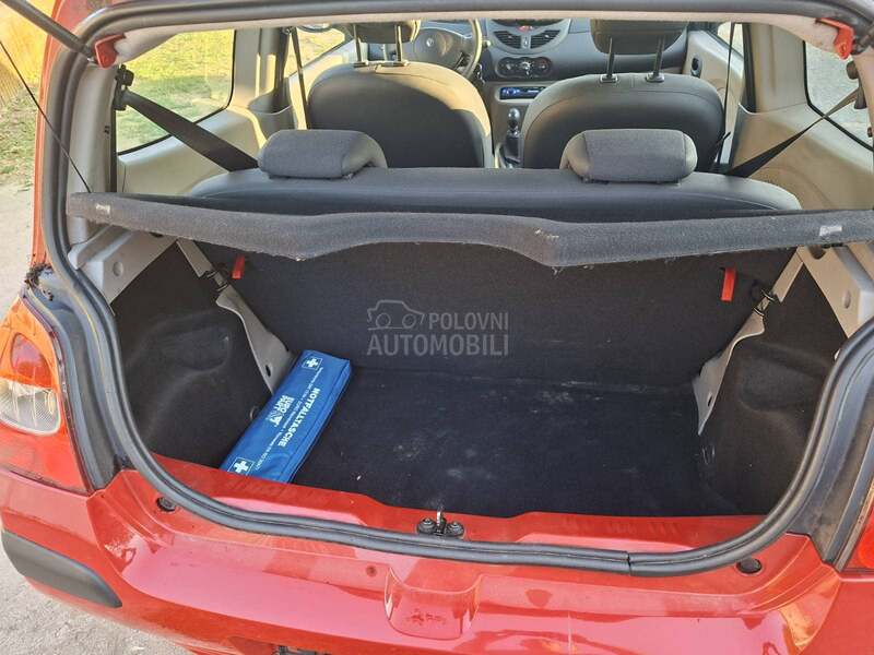 Renault Twingo 1.2 8v