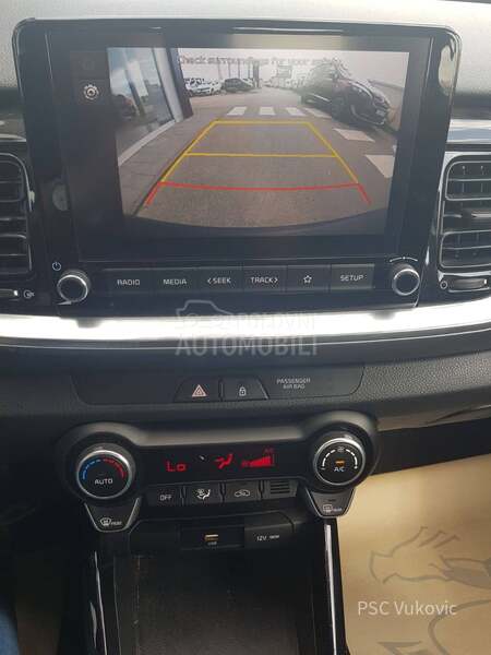 Kia Stonic EX URBAN DCT