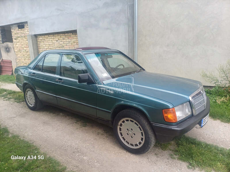 Mercedes Benz 190 