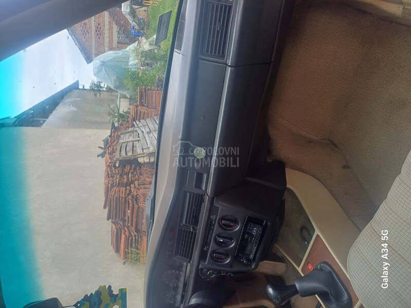 Mercedes Benz 190 