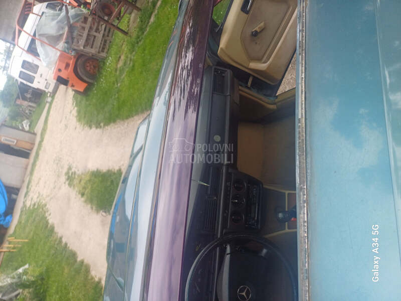 Mercedes Benz 190 