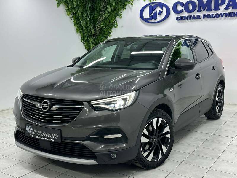 Opel Grandland X 1.2 i INNOVATION