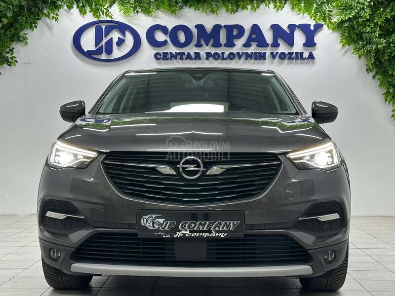 Opel Grandland X 1.2 i INNOVATION