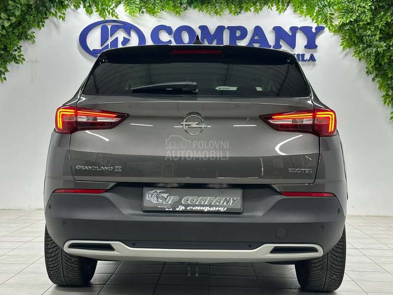 Opel Grandland X 1.2 i INNOVATION