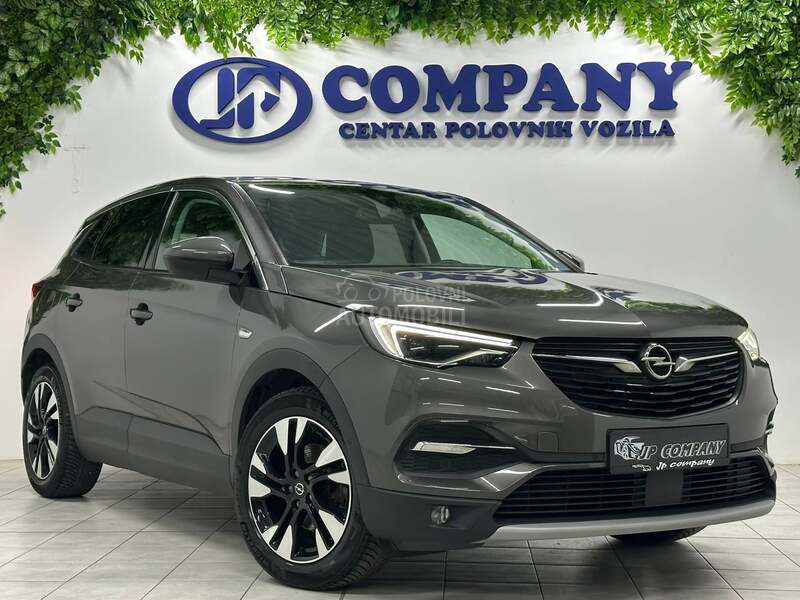Opel Grandland X 1.2 i INNOVATION
