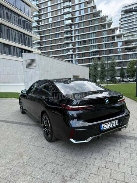 BMW 740 3.0