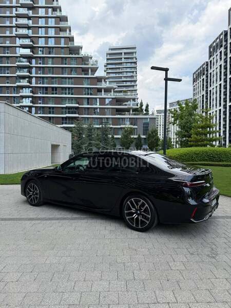 BMW 740 3.0