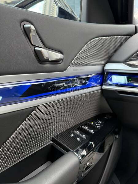 BMW 740 3.0