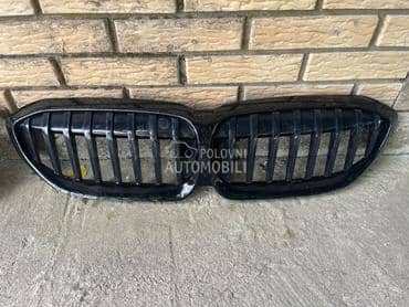 gril za BMW Serija 3 od 2020. do 2023. god.