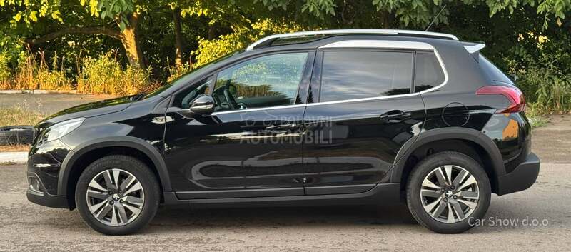 Peugeot 2008 1.5BLUEHDI/ALLURE
