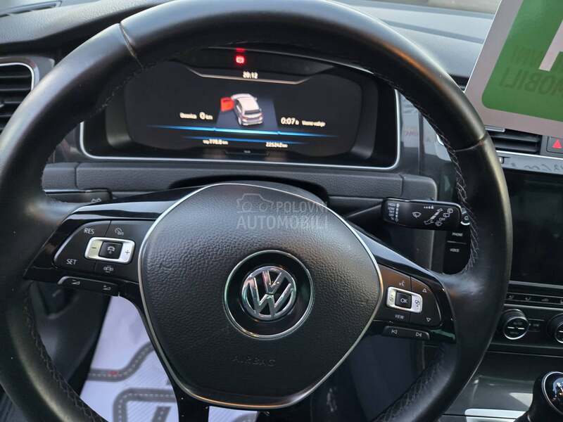 Volkswagen Golf 7 