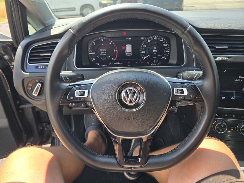 Volkswagen Golf 7 