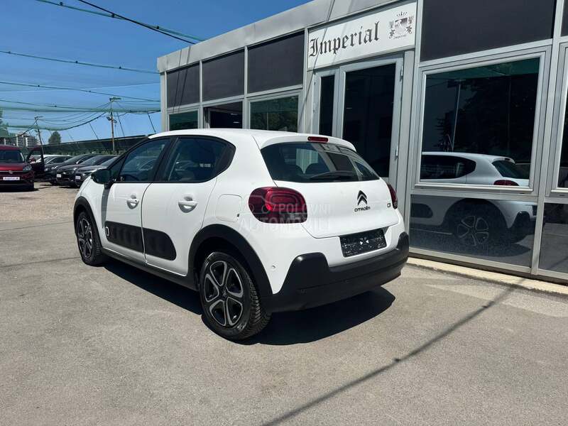Citroen C3 1.2 b Shine aut