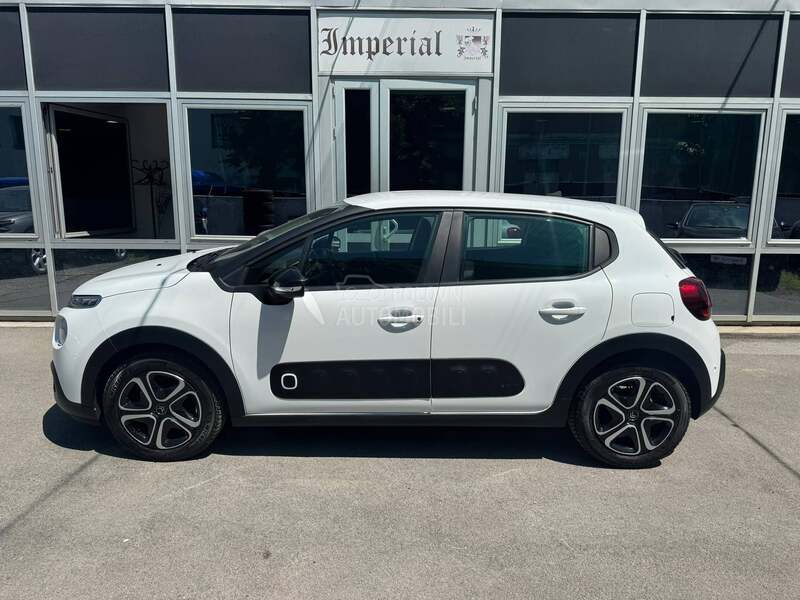 Citroen C3 1.2 b Shine aut