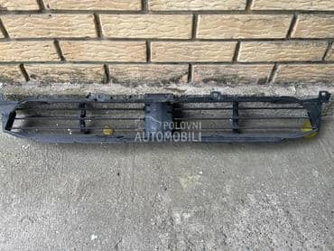 donji aktivni gril za BMW X1 od 2018. do 2023. god.