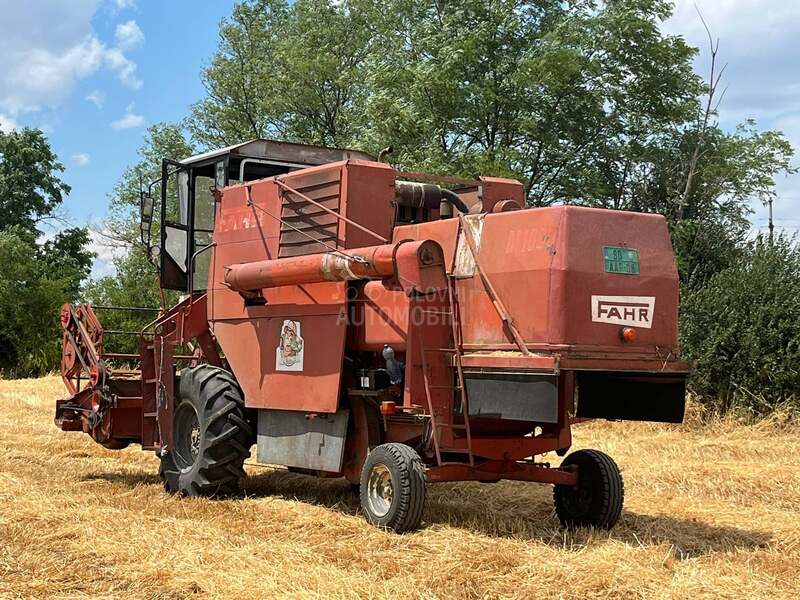 Deutz-Fahr M1000