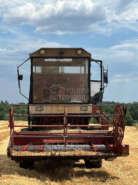 Deutz-Fahr M1000