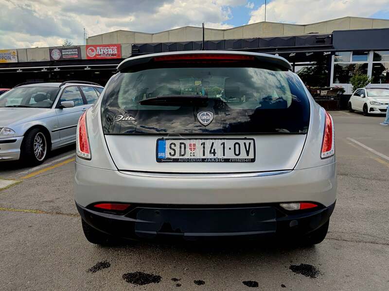 Lancia Delta 1.4 TJET