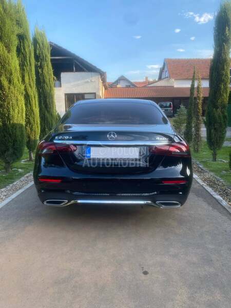 Mercedes Benz E 220 AMG 4 matic