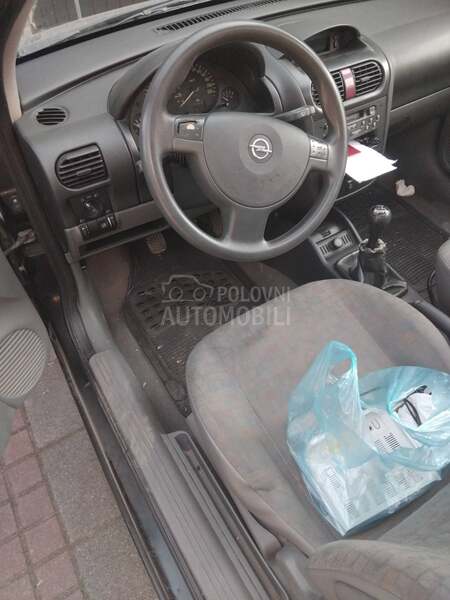 Opel Corsa C 1.0