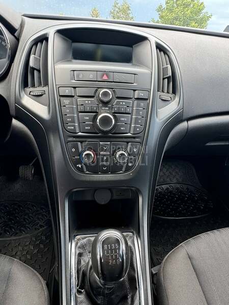 Opel Astra J 1.7CDTI
