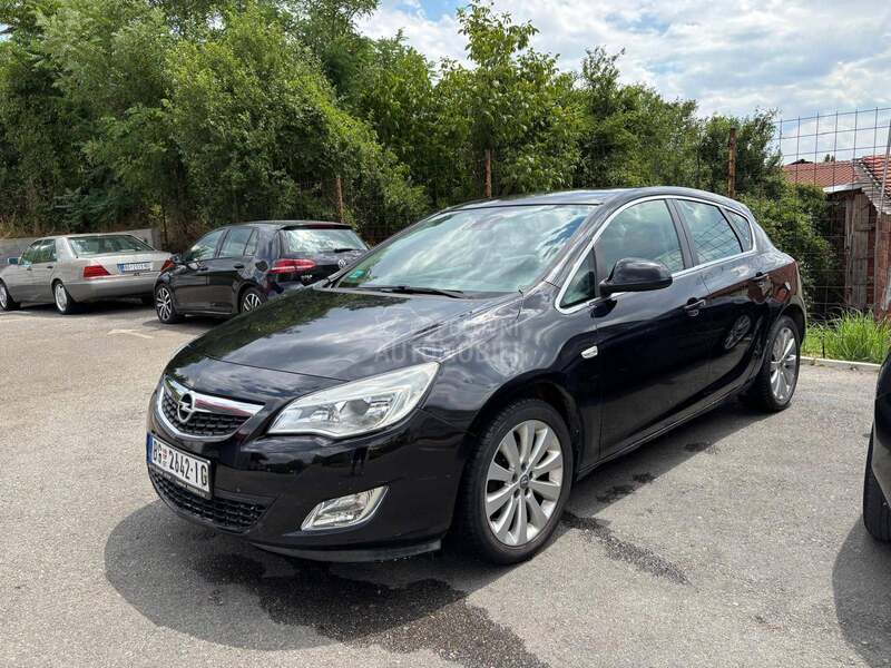Opel Astra J 1.6