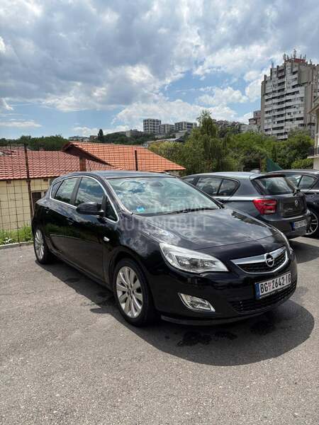Opel Astra J 1.6