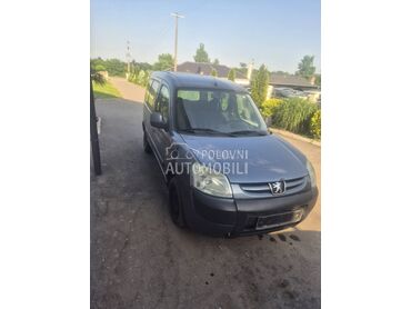 Citroen Berlingo 2007. god. -  kompletan auto u delovima