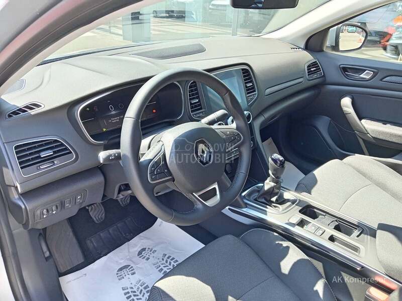 Renault Megane Equilibre TCe 140