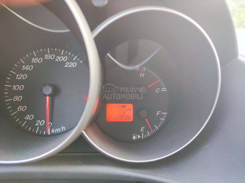 Mazda 3 1.6 MZR
