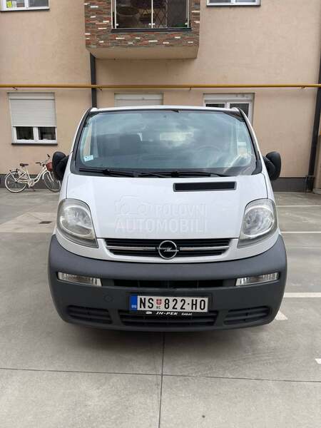 Opel Vivaro 